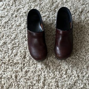 Dansko brown clogs size 39